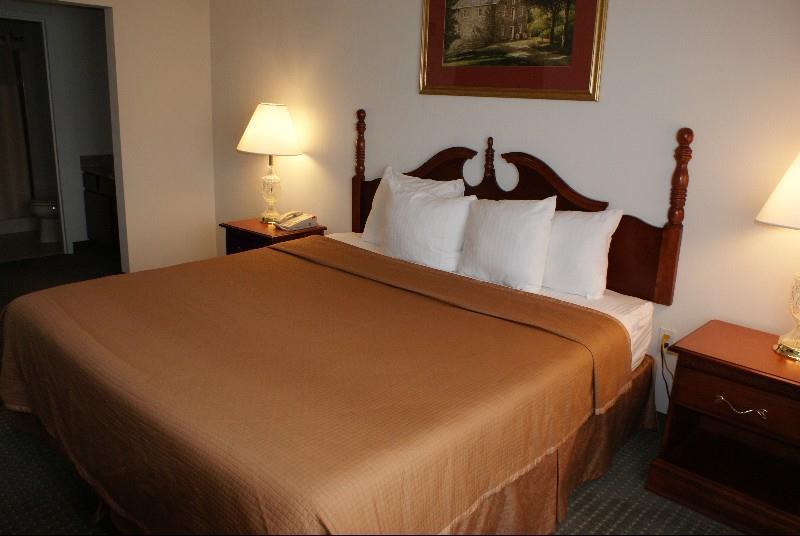 Host Inn An All Suites Hotel Wilkes-Barre Phòng bức ảnh