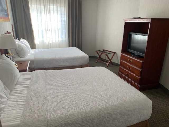 Host Inn An All Suites Hotel Wilkes-Barre Ngoại thất bức ảnh